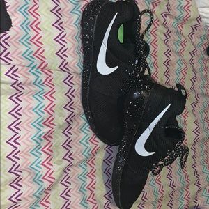nike roshes